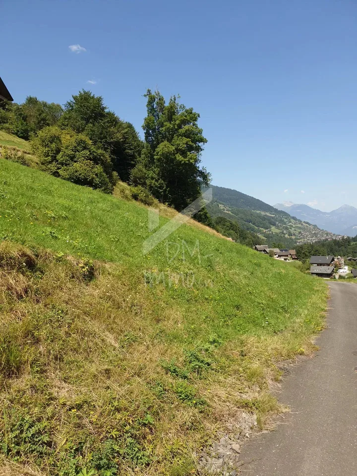 Terrains à bâtir entièrement équipés - de 660 m2 à 1 059 m2
