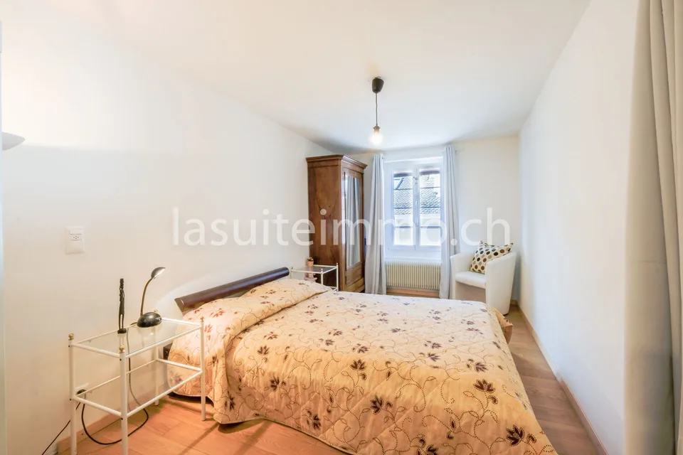 VUFFLENS-LA-VILLE - Duplex Apartment – photo 7 of 10