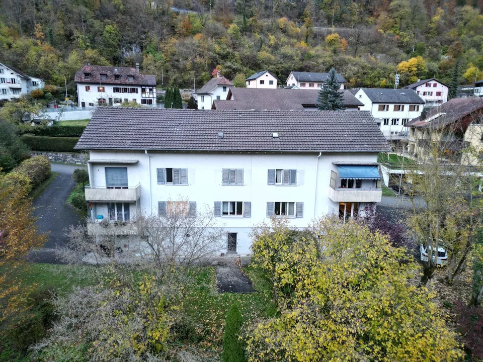 Mehrfamilienhaus