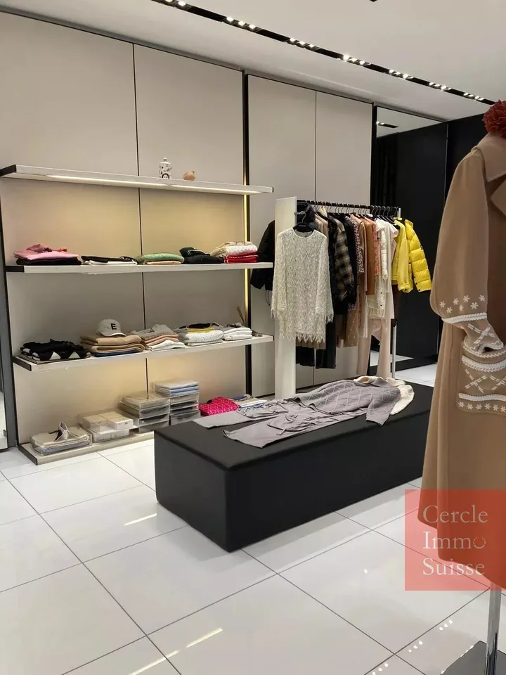 ZUM VERKAUF – Hochwertige Modeboutique in Genf