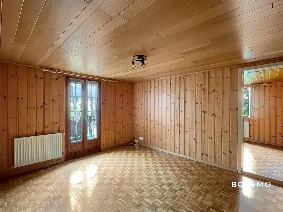 Zu renovierendes Apartment auf der gesamten obersten Etage | Exklusivität BC IMMO