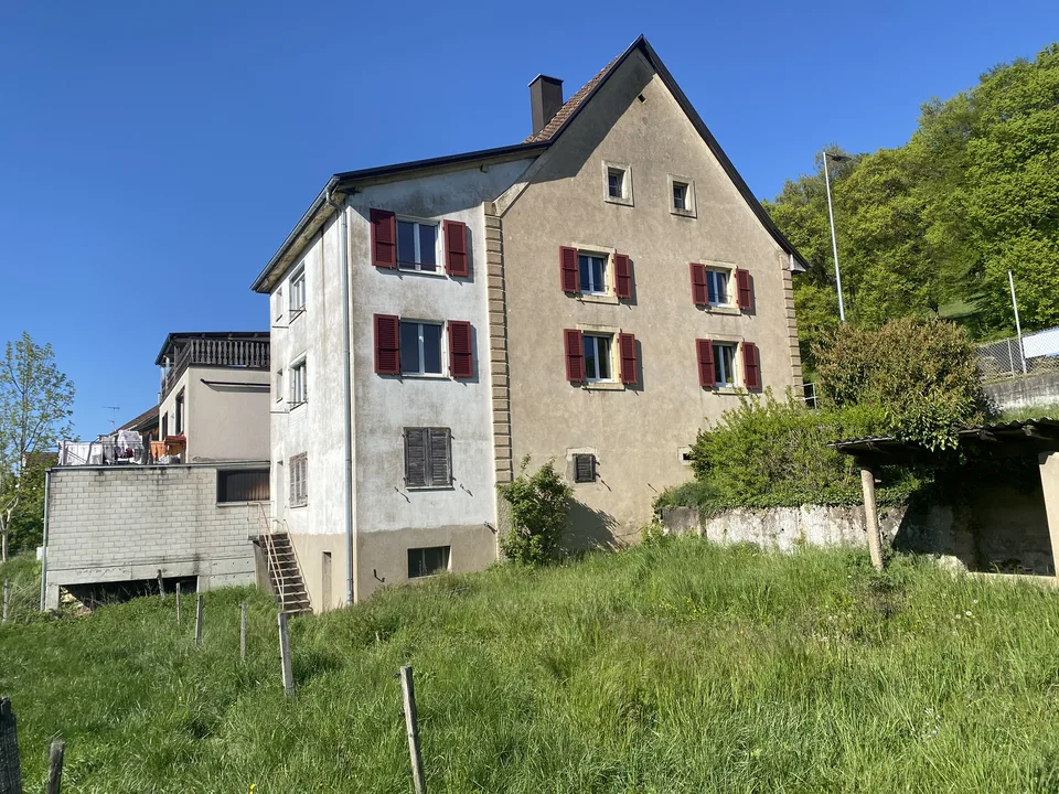 Maison familiale de 2 appartements, Boncourt - 210000