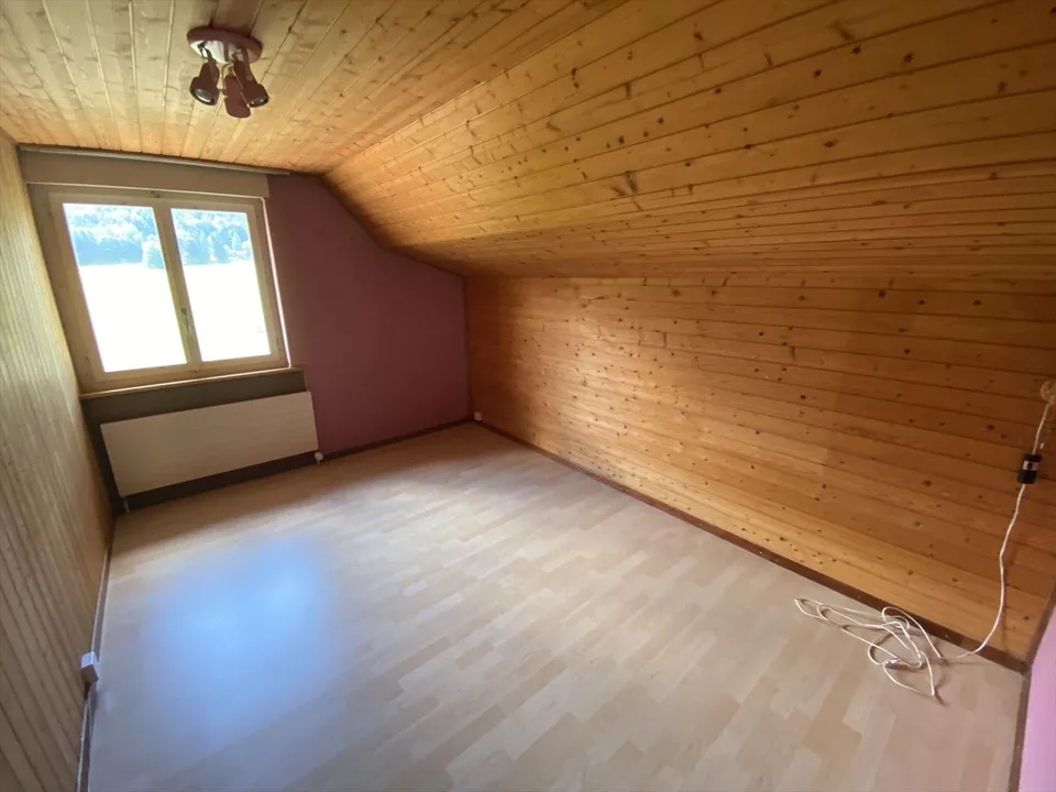 5.5 Zimmer Einfamilienhaus in Sonvilier – Foto 9 von 13