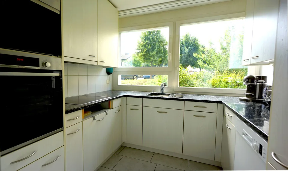 Appartement calme et lumineux dans un emplacement populaire à Wettingen