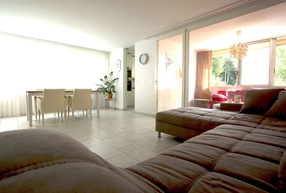 Appartement calme et lumineux dans un emplacement populaire à Wettingen