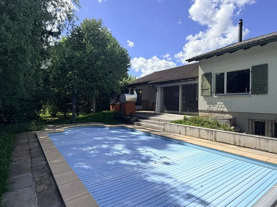Maison, Delémont - 795000