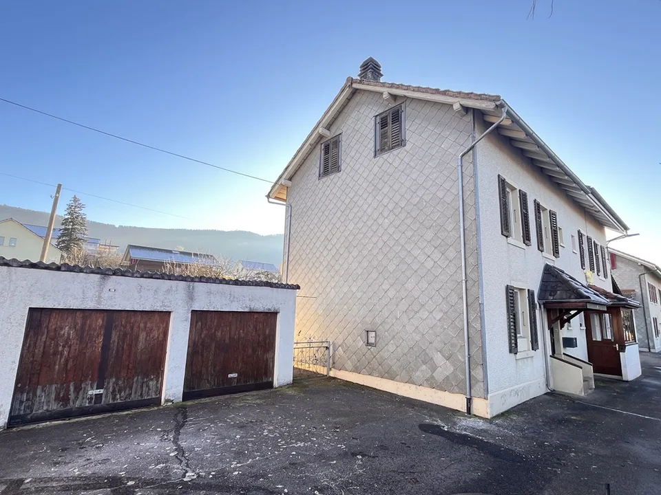 Casa, Bassecourt - 395000