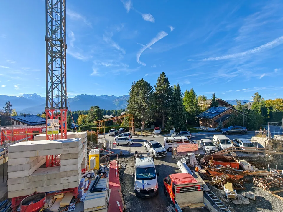 Crans-Montana, 4,5 pièces de haut standing en rez jardin avec vue – photo 8 sur 12