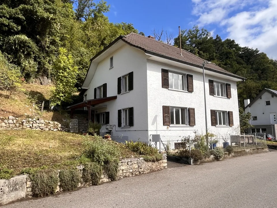 House, Vicques - 368000