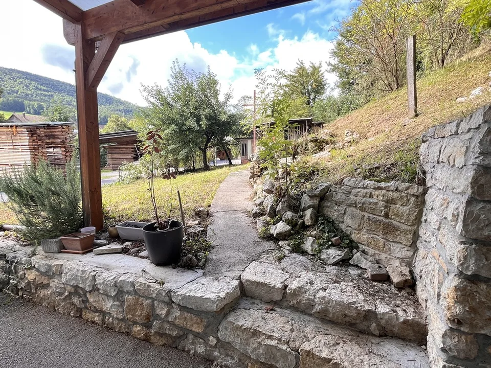 House, Vicques - 368000