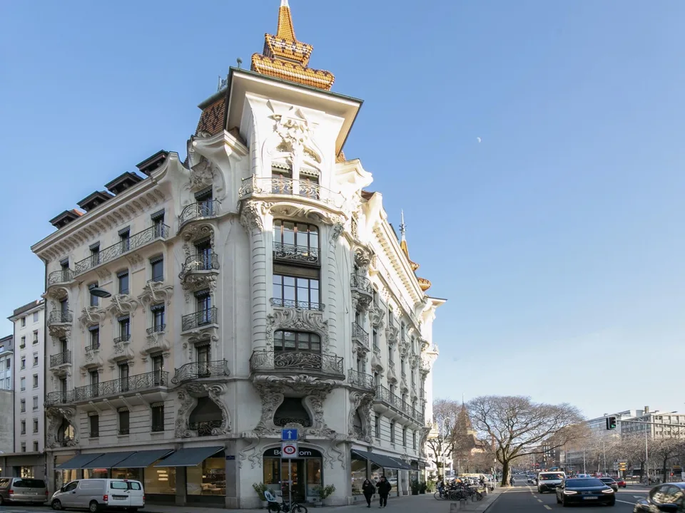 Arcade zur Miete in La Maison des Paons