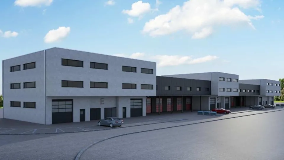 Halls industriali, superfici e dimensioni secondo richiesta.