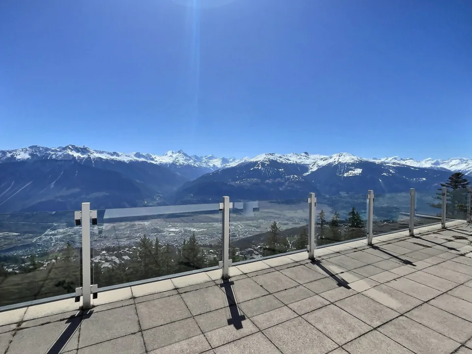 Bel attique d'exception avec vue panoramique sur les Alpes - 7.5 pièces - Crans-Montana