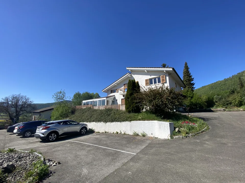 Villa, Boécourt - 595000