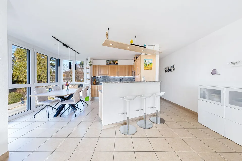 4,5-Zimmer-Wohnung in der Nähe von Annehmlichkeiten - Vermietet verkauft