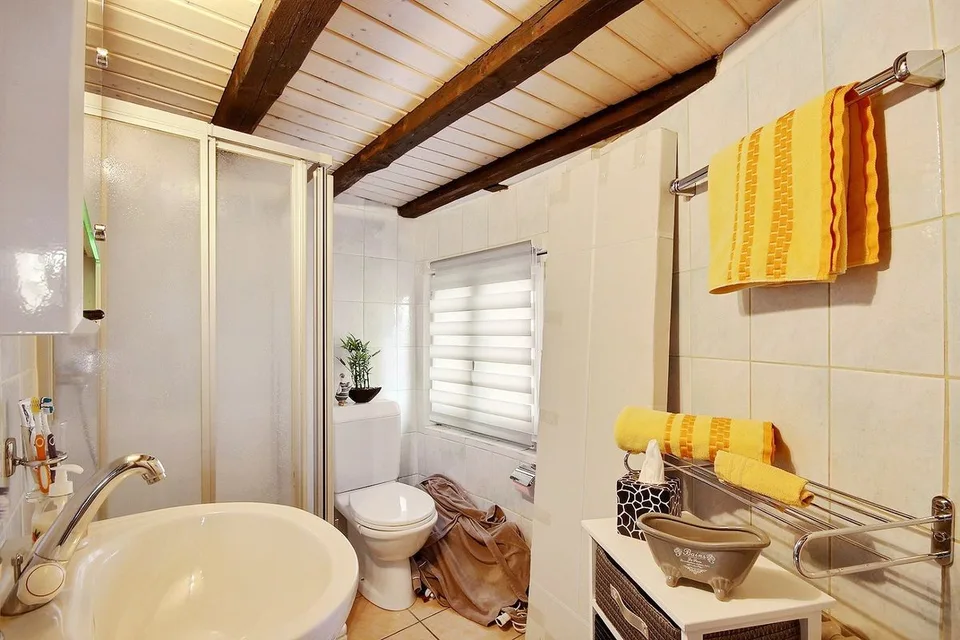 EINZIGARTIGER CHARME IM STADTZENTRUM - 2-ZIMMER-HAUS + 1 CARNOTZET – Foto 9 von 10