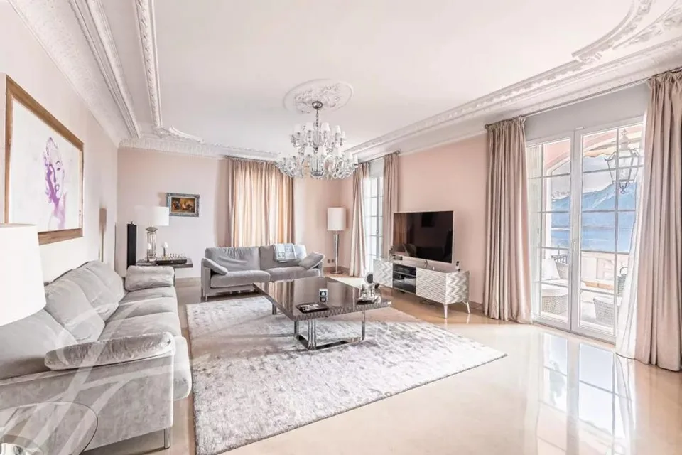 DUPLEX DE LUX AVEC VUE A 180°
