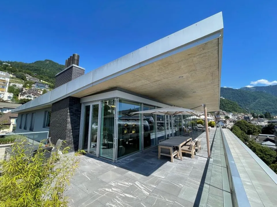 ATTIQUE EXCEPTIONNEL DE 420 M2 + 266 M2 DE TERRASSE AVEC VUE PANORAMIQUE A 360°