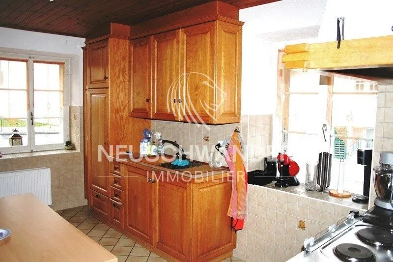 In Epauvillers, Dorfhaus mit 8 Zimmern zu verkaufen