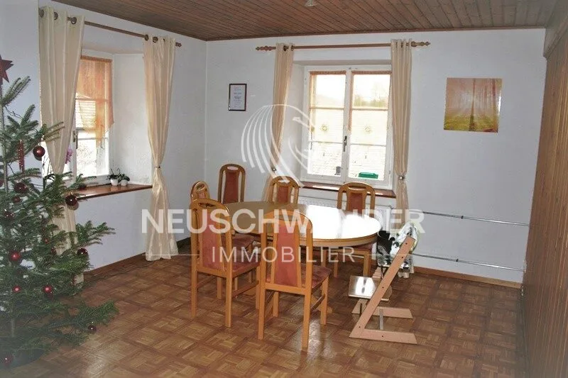 In Epauvillers, Dorfhaus mit 8 Zimmern zu verkaufen
