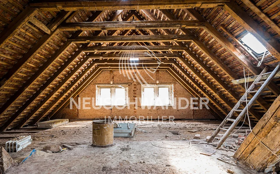 À Berlincourt appartement à construire dans de grands combles à vendre