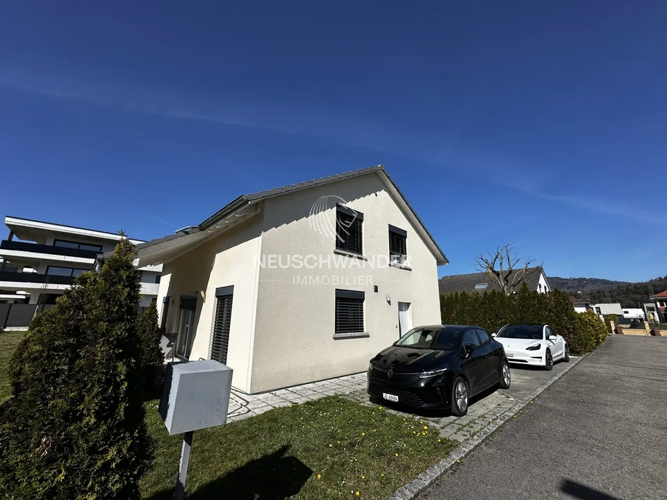 Maison familiale de 5.5 pièces à vendre à Bassecourt
