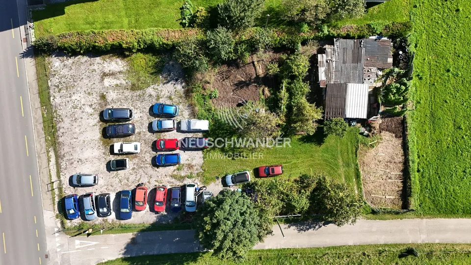 Terrain plat de 1'444 m² à Develier à vendre