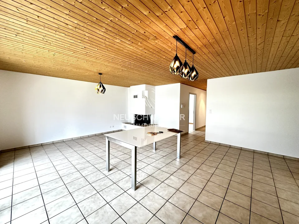 In Moutier, 4,5-Zimmer-Wohnung im 2. Stock zu verkaufen – Foto 10 von 13