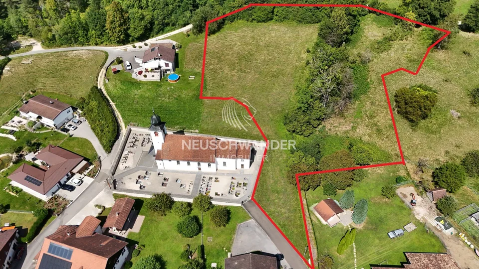 Terrain à bâtir de 6'062 m2 situé dans le village de Vermes