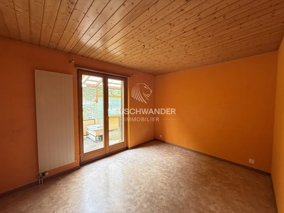 In vendita casa in affitto con 3 appartamenti e 1 laboratorio a Soyhières – foto 12 di 13