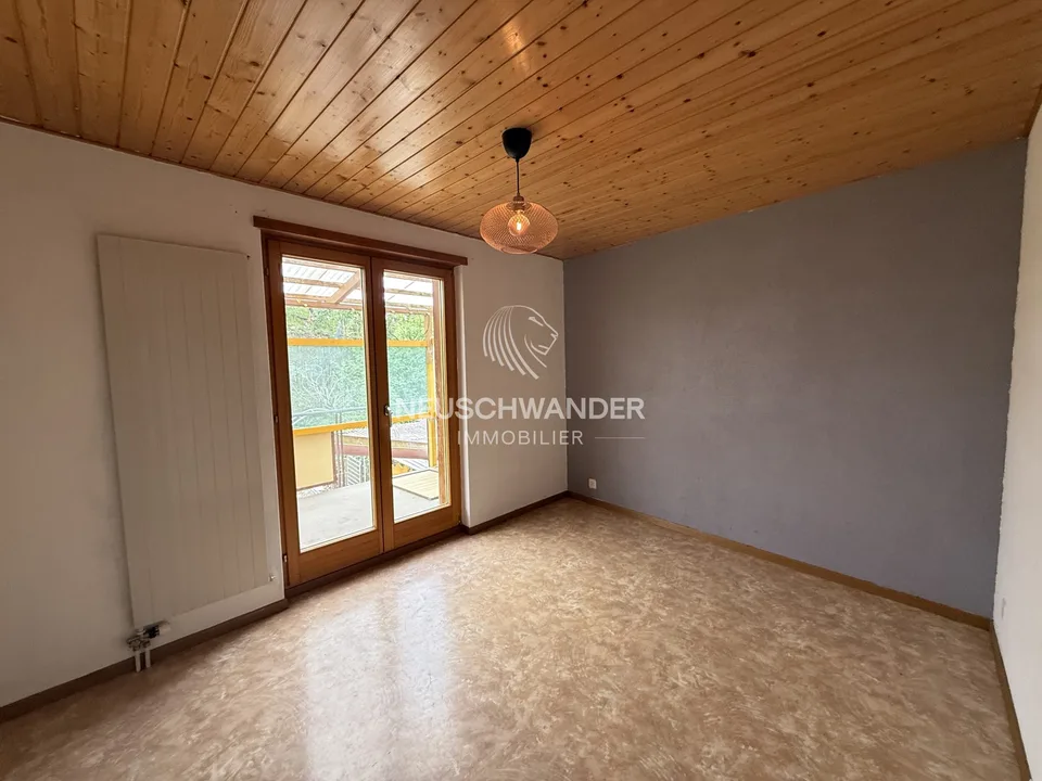 In vendita casa in affitto con 3 appartamenti e 1 laboratorio a Soyhières – foto 13 di 13