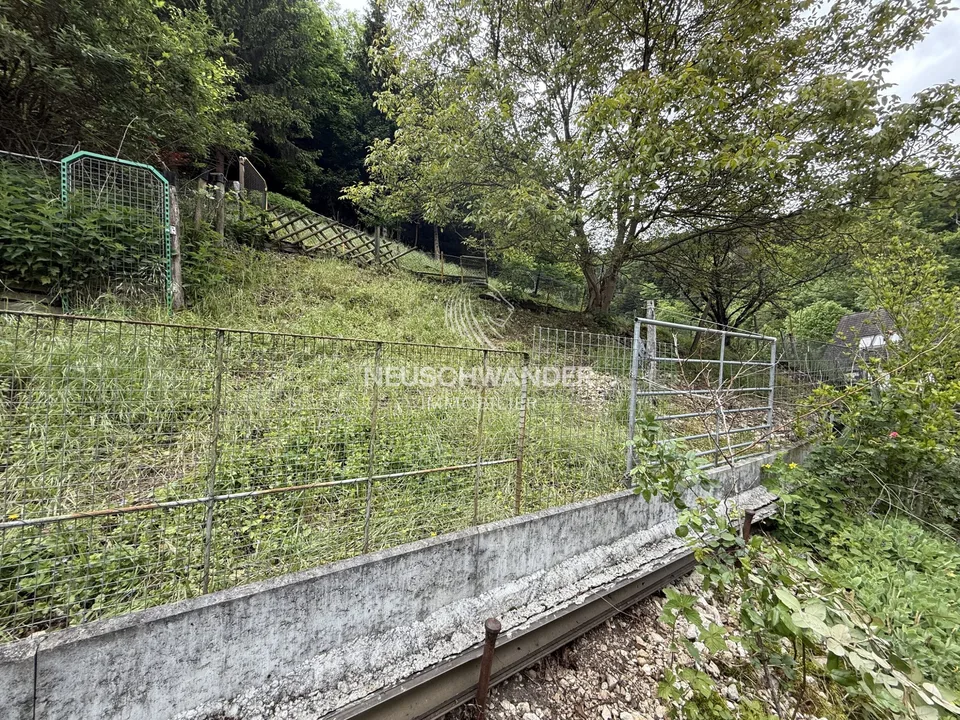 Zu verkaufen Mietshaus mit 3 Wohnungen und 1 Werkstatt in Soyhières