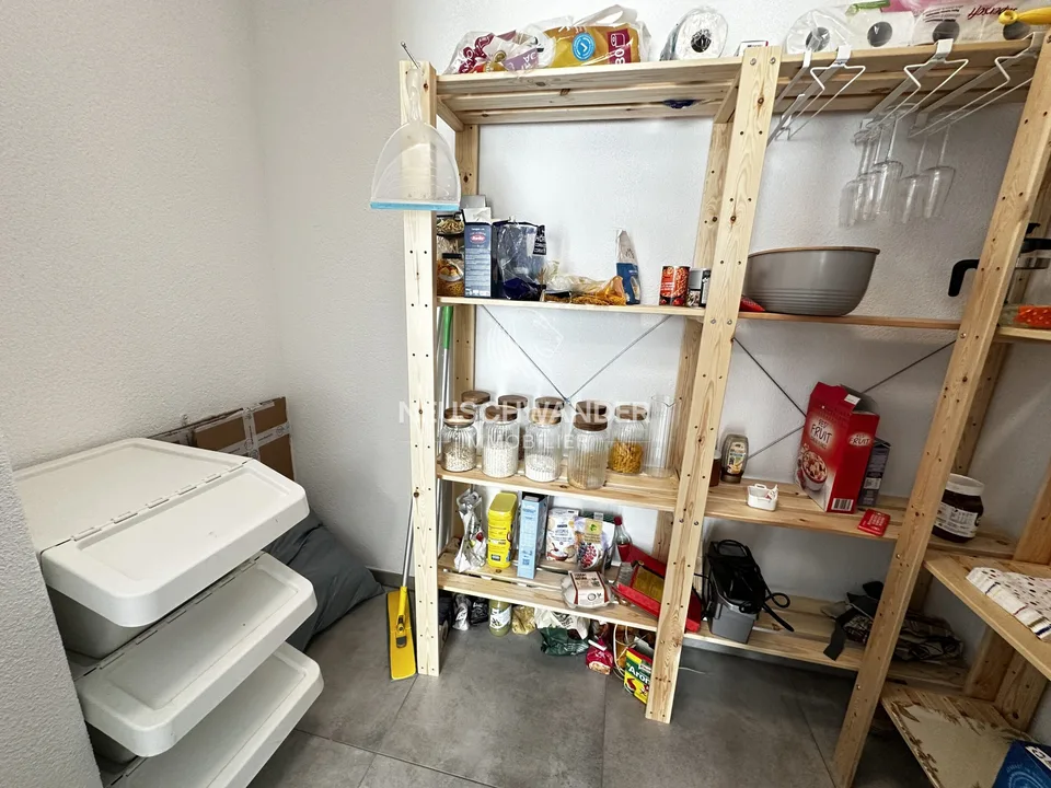 Moderno appartamento di 3,5 stanze in vendita a Boécourt