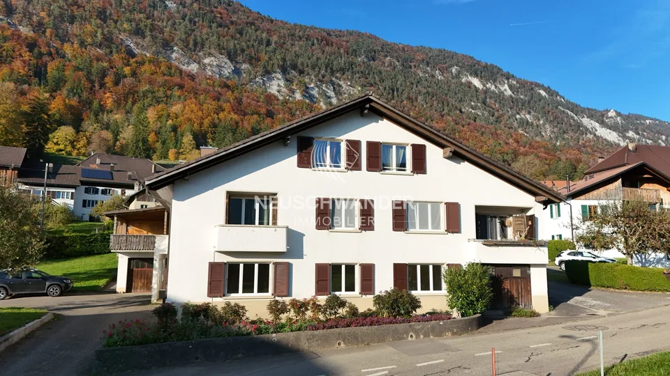 Maison locative de 3 appartements à vendre à Belprahon