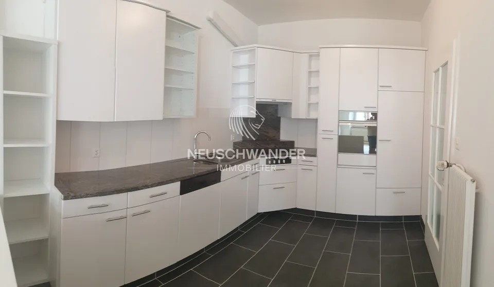 Immeuble de rendement avec 4 appartements et 1 restaurant à Delémont