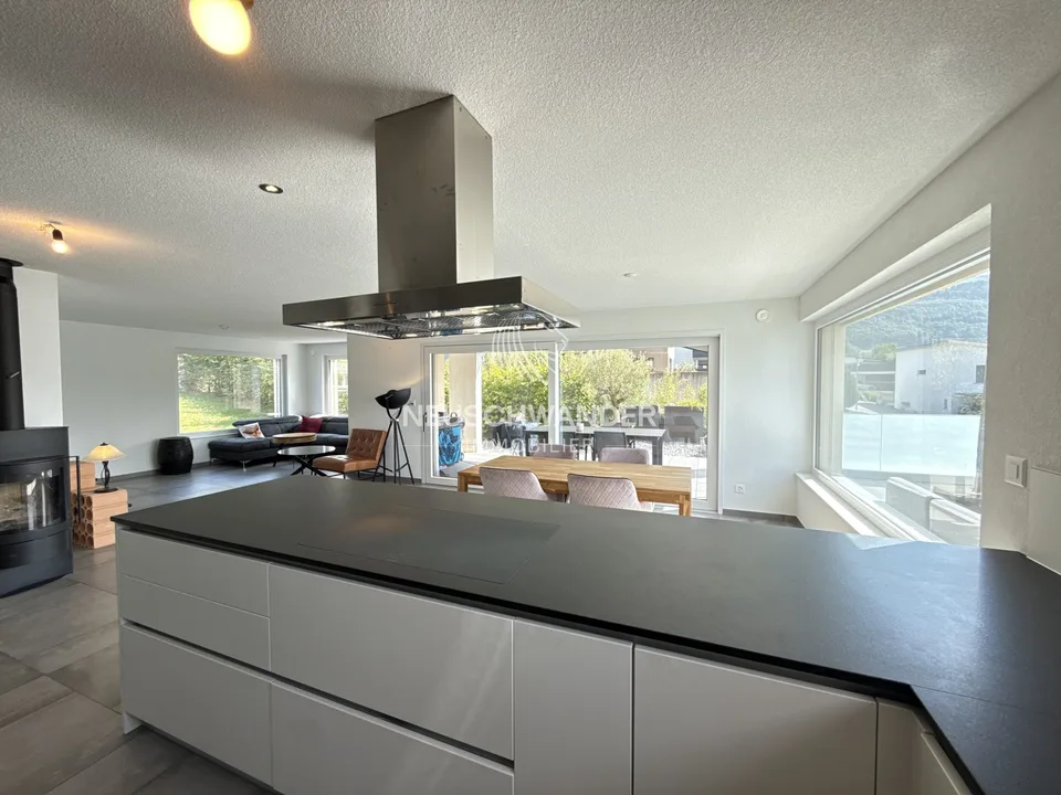 Moderne Familienhaus mit 6,5 Zimmern in Courrendlin – Foto 12 von 13