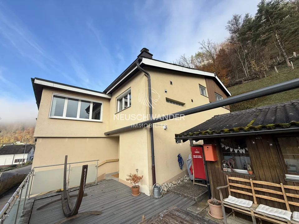 Casa in vendita con 6,5 stanze nel villaggio di Soyhières