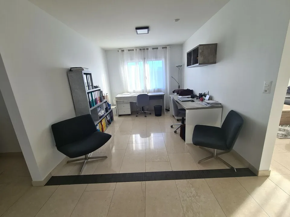 Villa di 8,5 stanze in vendita sulle alture di Delémont – foto 9 di 13
