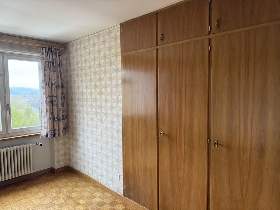In vendita a Glovelier, villa di 9,5 stanze su un ampio terreno