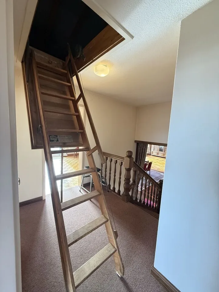 In vendita a Glovelier, villa di 9,5 stanze su un ampio terreno