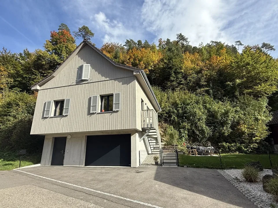Charmante maison villageoise rénovée de 5.5 pièces à Soyhières