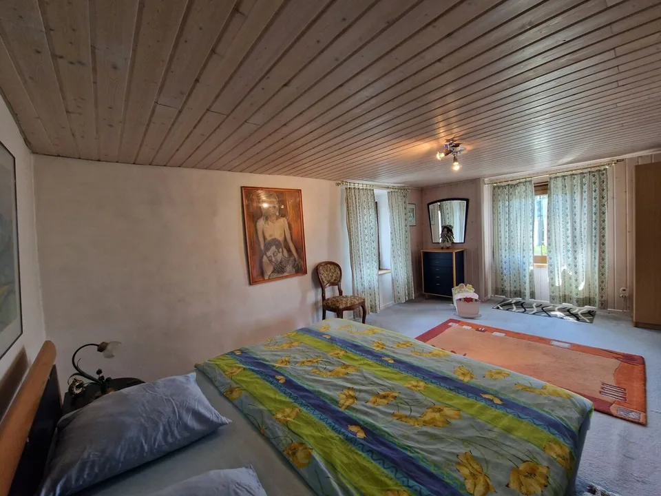 Incantevole casa vacanze di 3,5 stanze a Pleigne in vendita