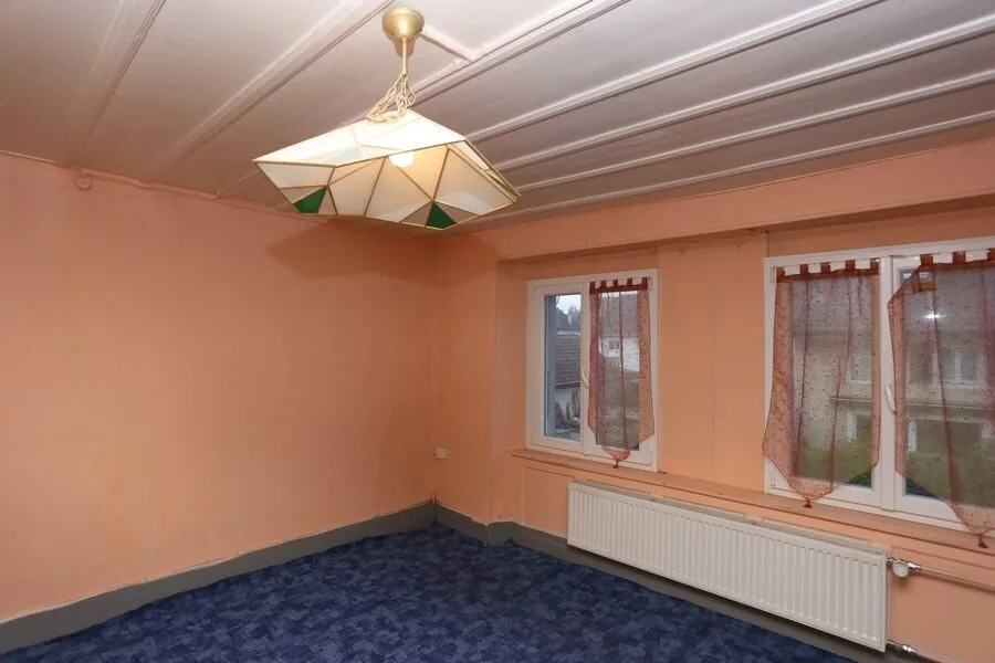 Grande bâtisse rénovée de 8 pièces à vendre à Alle – photo 10 sur 13