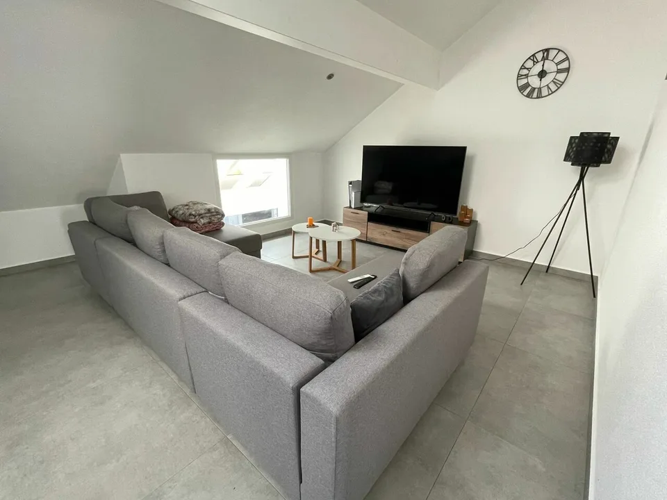 Appartamento moderno di 3,5 locali nel centro del villaggio di Courgenay