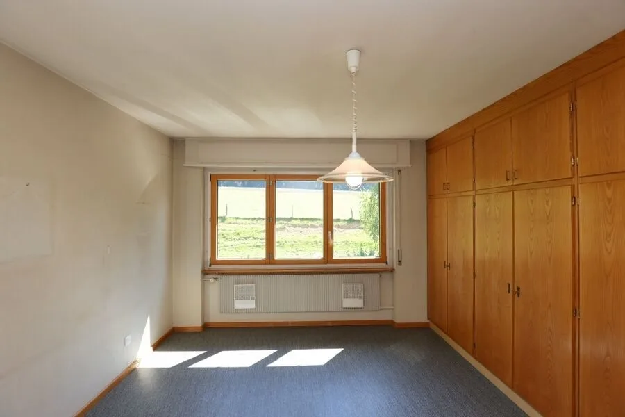 Sulle alture di Porrentruy, proprietà di 12 stanze in vendita – foto 8 di 13