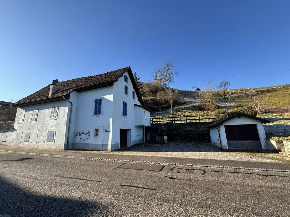 À vendre maison à rénover de 4.5 pièces à Courchavon