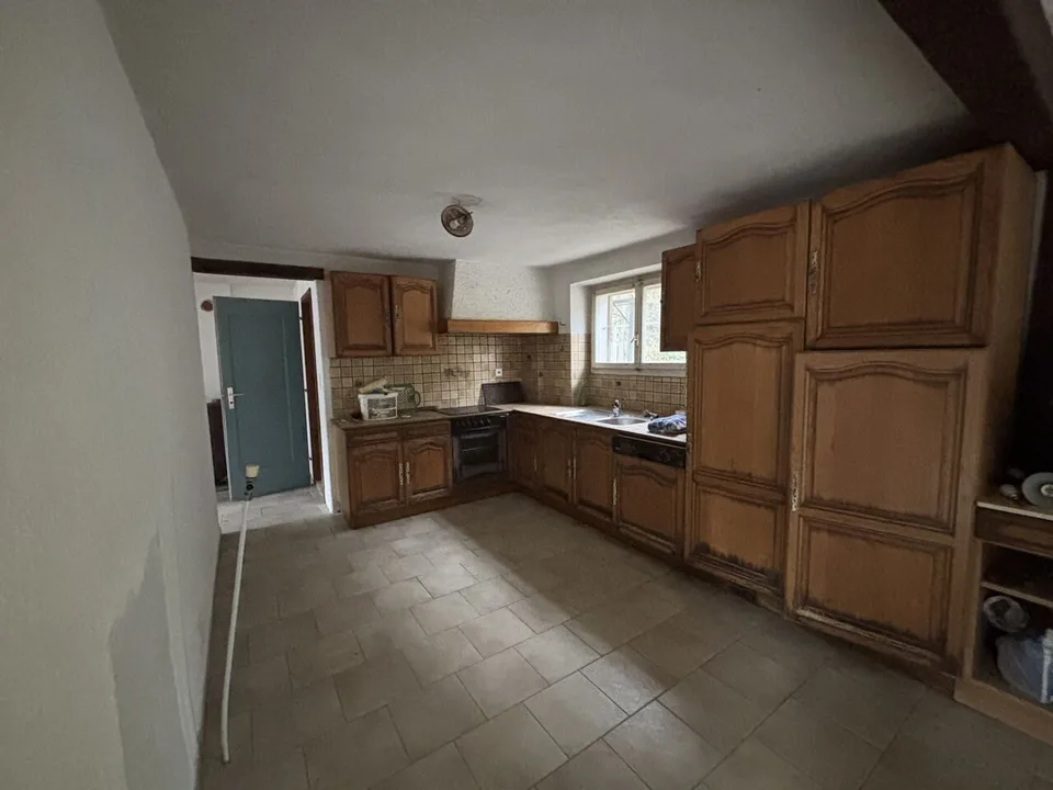 Zu verkaufen Haus zu renovieren mit 4,5 Zimmern in Courchavon