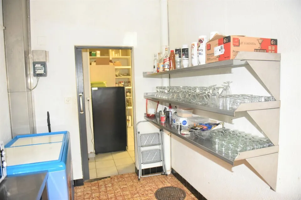 Rinomato hotel-ristorante a Bure con appartamento di funzione – foto 11 di 13