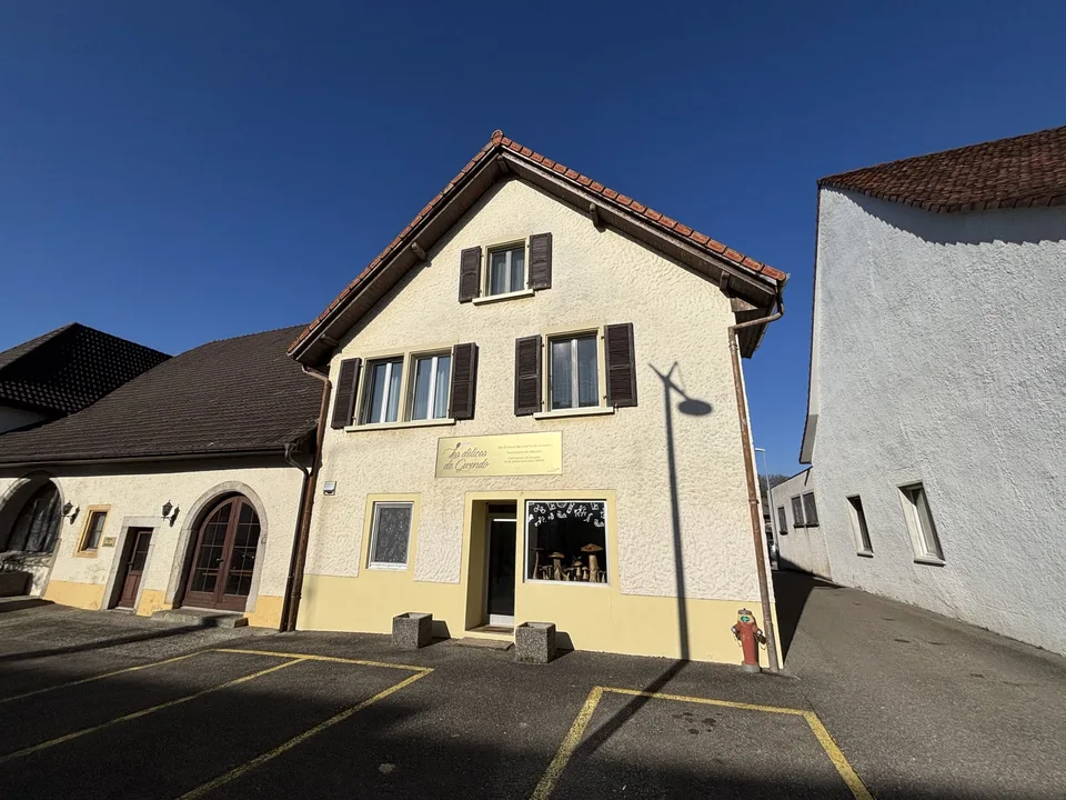 Charmante maison de 6.5 pièces située à Chevenez