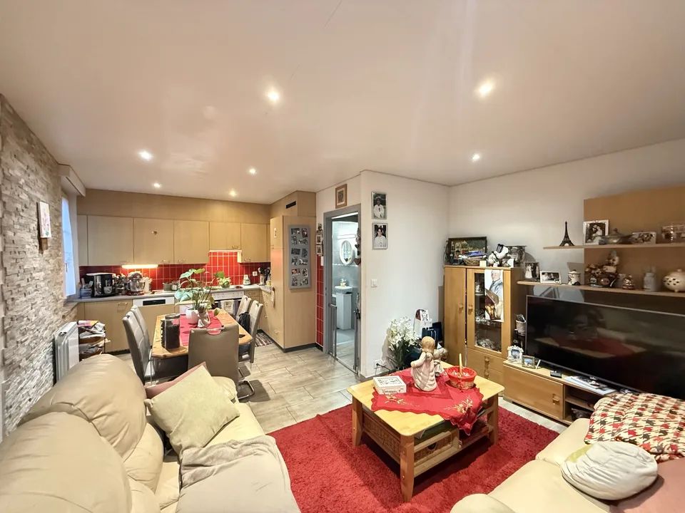 In vendita a Courrendlin, casa di 4,5 stanze